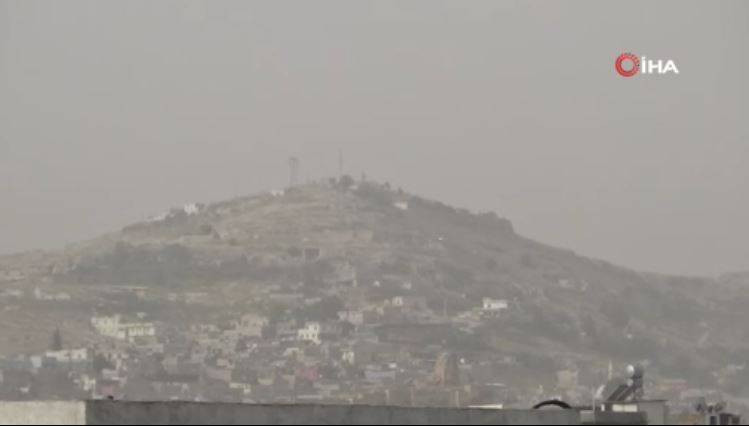 Gözyüzü griye döndü. Araçlar tozla kaplandı. Görenler telefonuna sarıldı - Resim: 8